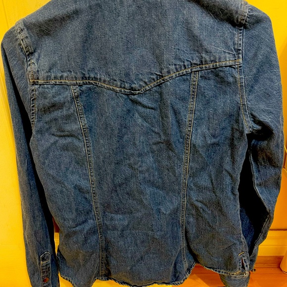 Guess denim shirt - Picture 2 of 4